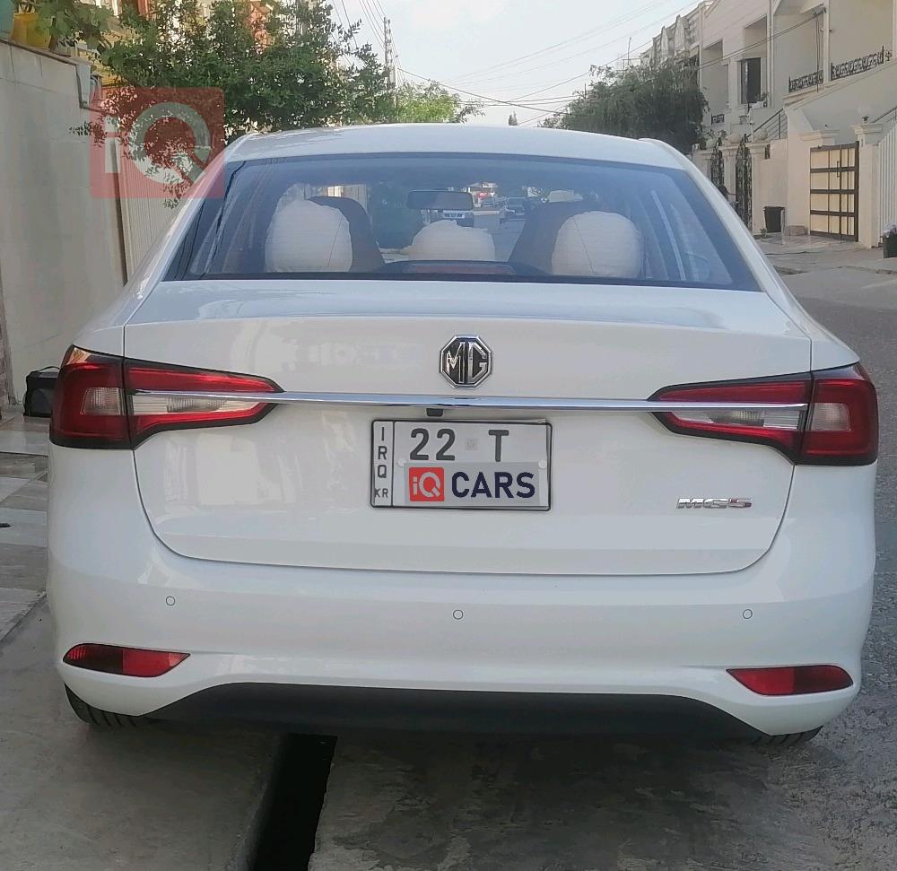 MG 5